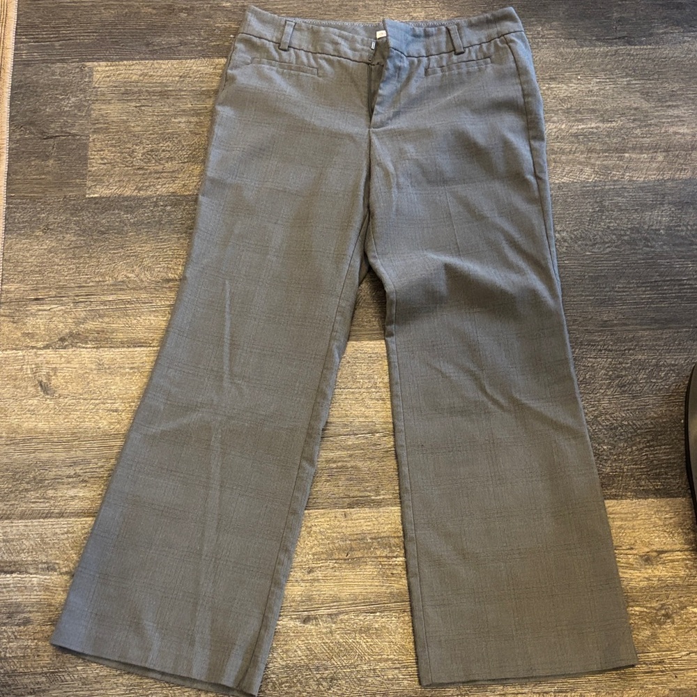 Dockers Women’s Gray Plaid Career Trousers